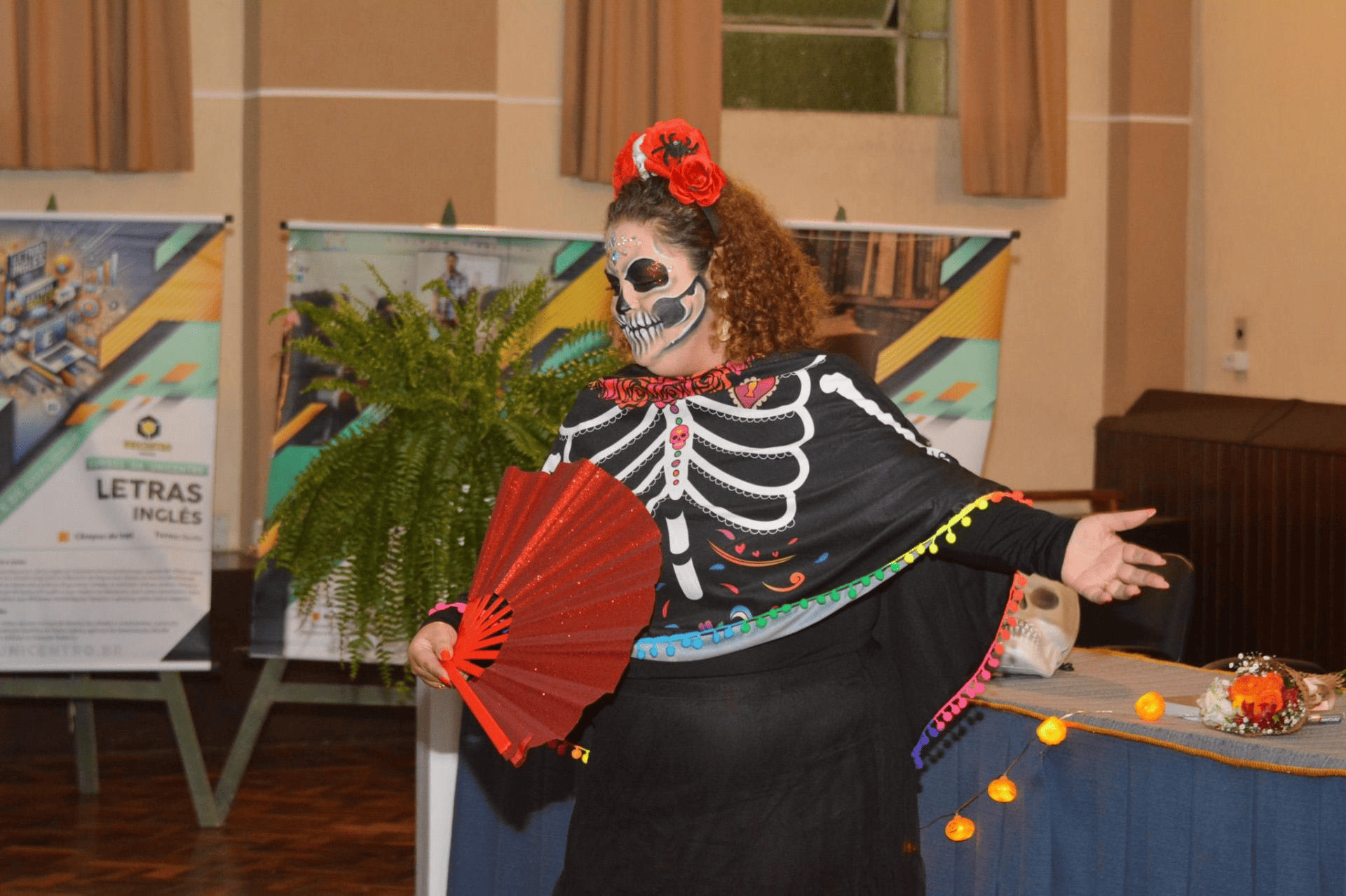 Sepel convida estudantes a explorar o terror como tema didático